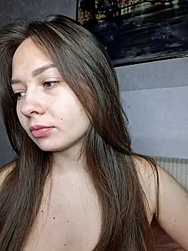 Snapshot of Olivia_OliV chatting on October 18, 2025, 12:34 am Olivia OliV online show from October 18, 2025, 12:34 am