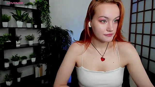 Snapshot of Ida_FaneStain chatting on September 28, 2025, 2:29 am Ida FaneStain online show from September 28, 2025, 2:29 am