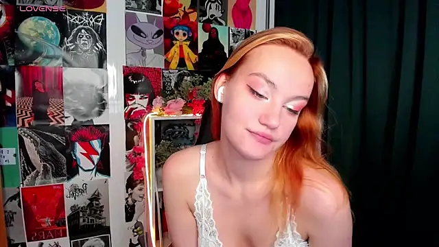 Snapshot of Ida_FaneStain chatting on October 10, 2025, 2:23 am Ida FaneStain online show from October 10, 2025, 2:23 am