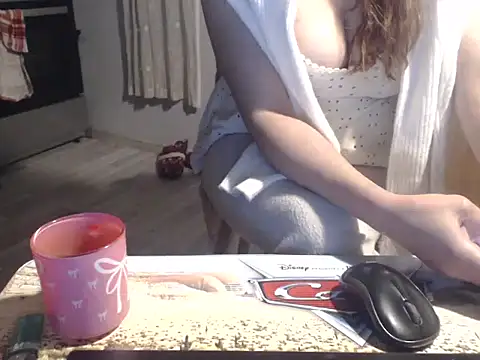 Snapshot of nefesimol chatting on October 13, 2025, 8:10 pm nefesimol online show from October 13, 2025, 8:10 pm