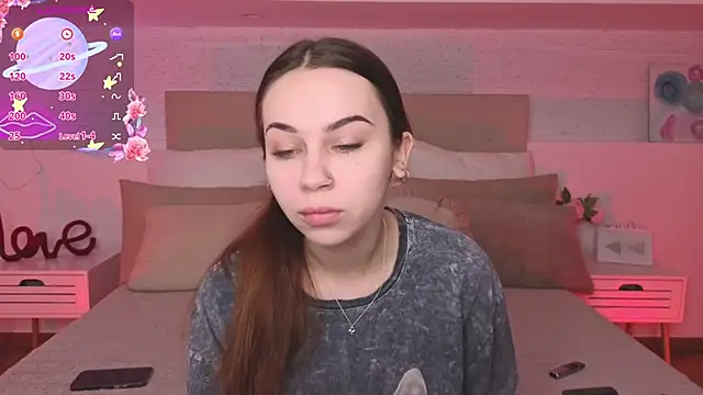 bubblegum1  online show from December 17, 2025, 7:46 am