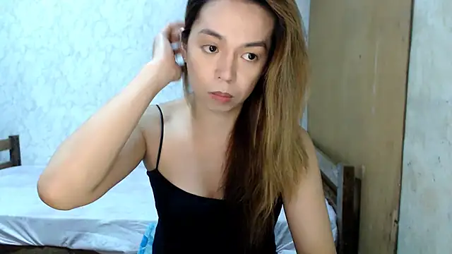 B0rn2Porn online show from October 17, 2025, 9:12 am