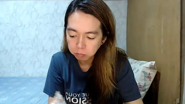 B0rn2Porn online show from September 21, 2025, 10:04 pm