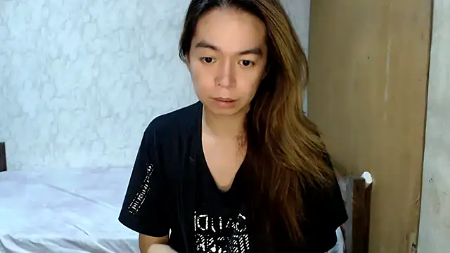 B0rn2Porn online show from October 7, 2025, 10:38 am