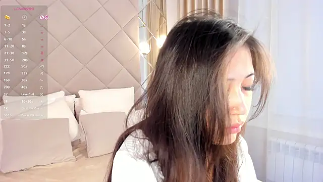 Snapshot of Nelly_Kimm chatting on September 30, 2025, 2:17 am Nelly Kimm online show from September 30, 2025, 2:17 am