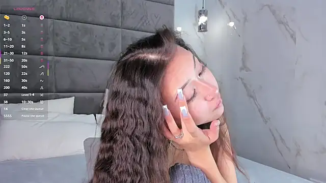 Snapshot of Nelly_Kimm chatting on October 7, 2025, 1:06 am Nelly Kimm online show from October 7, 2025, 1:06 am