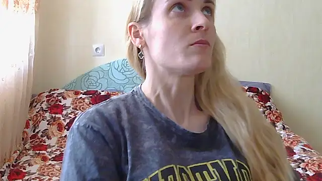 JayeTyler online show from March 26, 2026, 6:55 am