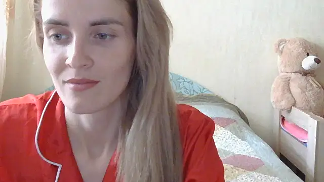Snapshot of JayeTyler chatting on June 15, 2026, 6:13 am JayeTyler online show from June 15, 2026, 6:13 am