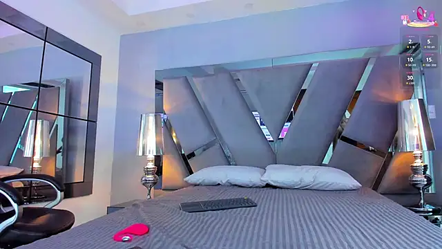 miamirage  online show from October 29, 2025, 12:48 pm