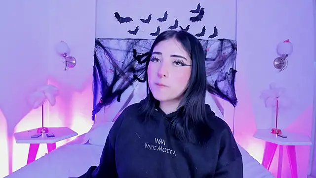 Snapshot of KattEngel chatting on October 19, 2025, 3:42 am KattEngel online show from October 19, 2025, 3:42 am