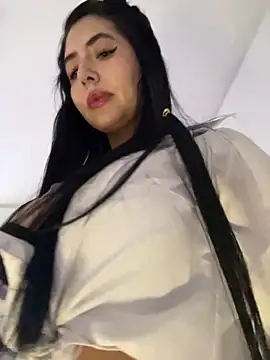 Snapshot of oh_nina chatting on September 26, 2025, 8:59 pm oh nina online show from September 26, 2025, 8:59 pm