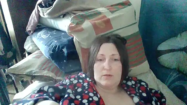 Snapshot of AllaSowinskaya chatting on February 10, 2026, 8:13 am AllaSowinskaya online show from February 10, 2026, 8:13 am