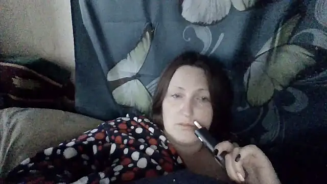 Snapshot of AllaSowinskaya chatting on February 4, 2026, 6:19 am AllaSowinskaya online show from February 4, 2026, 6:19 am