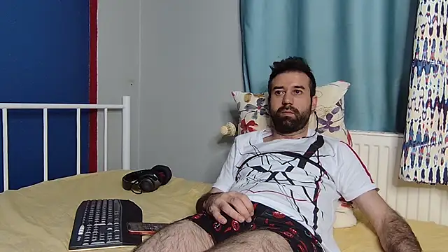 flydirty online show from October 4, 2025, 9:27 pm