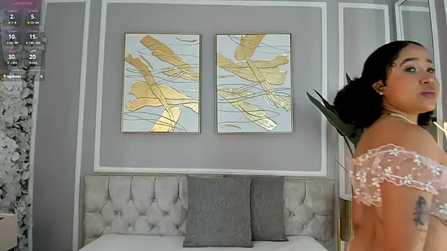 Sofia Palma online show from September 17, 2025, 11:56 am