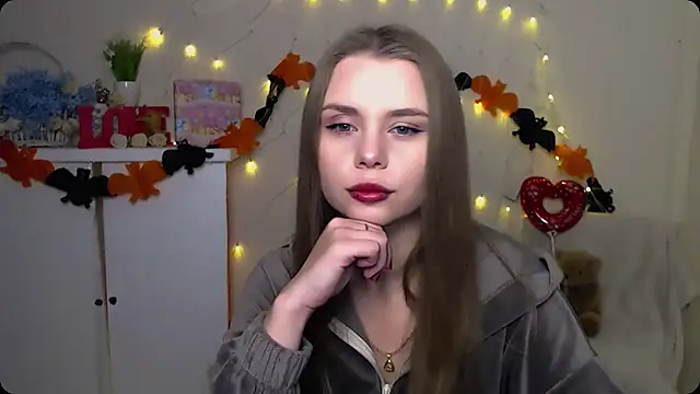 OceanicDawn online show from October 15, 2025, 5:39 am