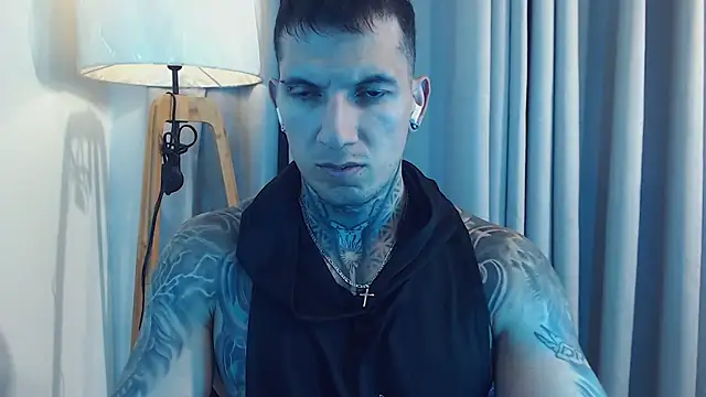 Snapshot of Shane_Clay chatting on September 17, 2025, 8:44 pm Shane Clay online show from September 17, 2025, 8:44 pm