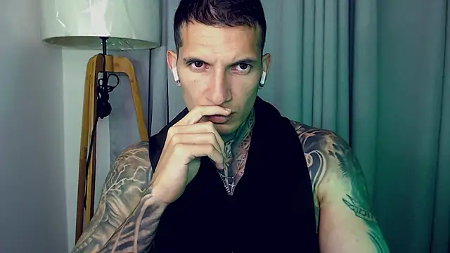 Shane Clay online show from November 25, 2025, 12:11 am