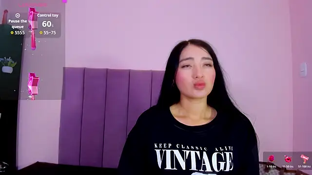 violet myerrs online show from January 7, 2026, 12:43 pm