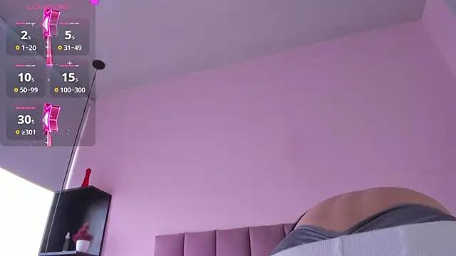 violet myerrs online show from October 20, 2025, 1:22 pm