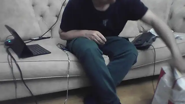 kocasosisli online show from May 12, 2026, 6:47 pm