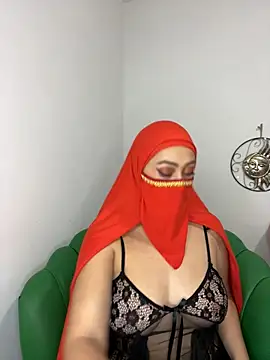 Snapshot of Aisha_Malek chatting on October 21, 2025, 7:57 pm Aisha Malek online show from October 21, 2025, 7:57 pm