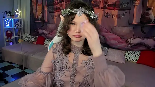 Snapshot of EmilyChaves chatting on October 29, 2025, 6:29 pm EmilyChaves online show from October 29, 2025, 6:29 pm