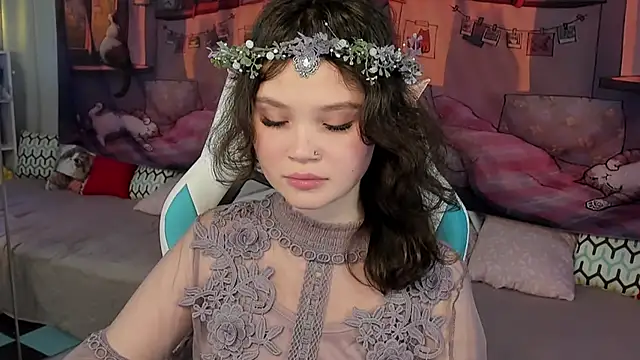 Snapshot of EmilyChaves chatting on October 30, 2025, 6:34 am EmilyChaves online show from October 30, 2025, 6:34 am