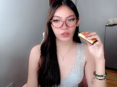 Miss hornydolly online show from March 16, 2026, 1:13 am