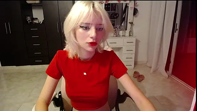 Snapshot of Elizabeth_rose02 chatting on September 29, 2025, 11:21 pm Elizabeth rose02 online show from September 29, 2025, 11:21 pm