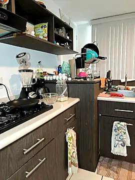 Snapshot of bombshell341 chatting on October 18, 2025, 4:20 pm bombshell341 online show from October 18, 2025, 4:20 pm