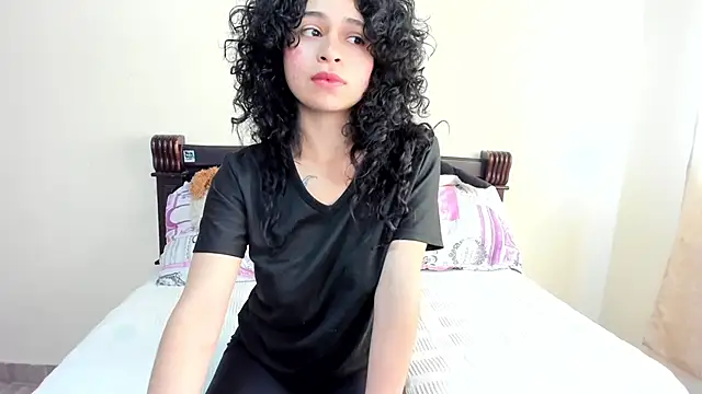  hesttia online show from September 15, 2025, 7:14 pm