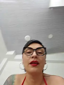 Snapshot of Daniela_Leonn chatting on October 29, 2025, 7:46 pm Daniela Leonn online show from October 29, 2025, 7:46 pm