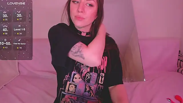 Lil Foxy9 online show from February 7, 2026, 6:16 pm