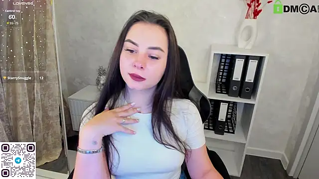 Snapshot of ErinRose_ chatting on September 25, 2025, 12:27 am ErinRose online show from September 25, 2025, 12:27 am