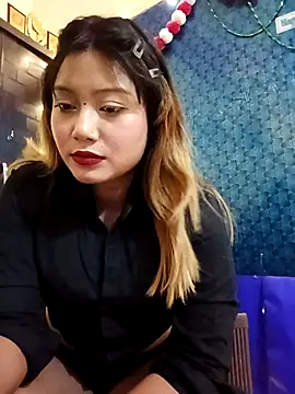 Snapshot of alexa_cam44 chatting on October 22, 2025, 8:30 pm alexa cam44 online show from October 22, 2025, 8:30 pm