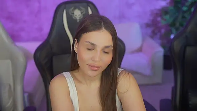 Goldie Flame online show from September 22, 2025, 6:58 pm