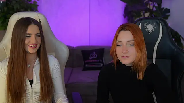 Goldie Flame online show from November 14, 2025, 8:23 pm