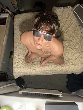 naughtyboy0124 online show from February 7, 2026, 1:41 pm