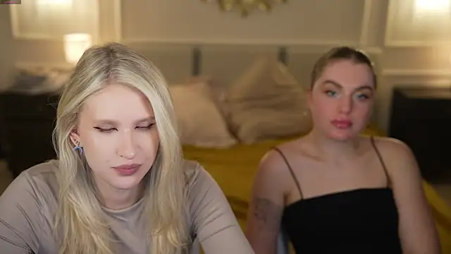 Snapshot of Scarlett_Sweet054 chatting on October 3, 2025, 2:40 pm Scarlett Sweet054 online show from October 3, 2025, 2:40 pm