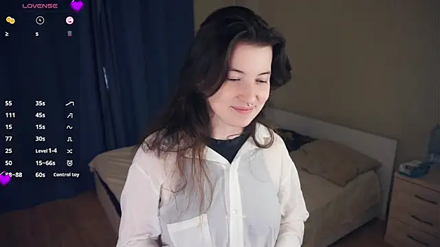 Snapshot of ConstanceBeames chatting on September 23, 2025, 6:20 am ConstanceBeames online show from September 23, 2025, 6:20 am