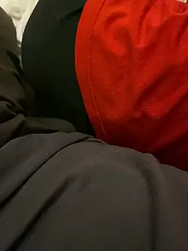 DuoShadows online show from April 14, 2026, 5:51 pm