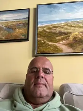 Snapshot of Renebisex chatting on October 24, 2025, 10:03 am Renebisex online show from October 24, 2025, 10:03 am