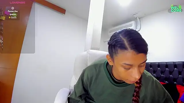 ivi lopez online show from October 26, 2025, 12:27 pm