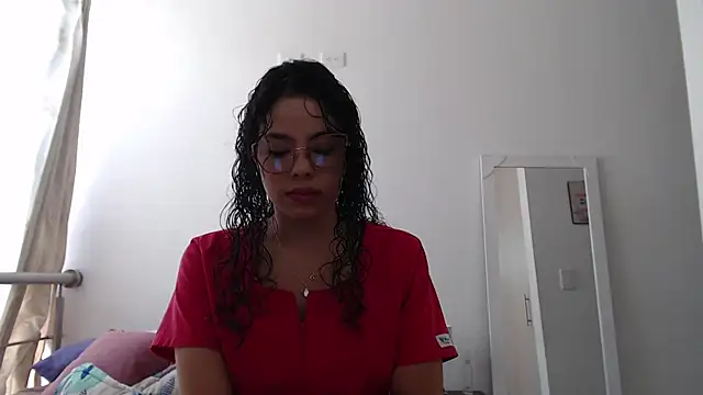 MelanieWillians online show from September 9, 2025, 2:48 pm