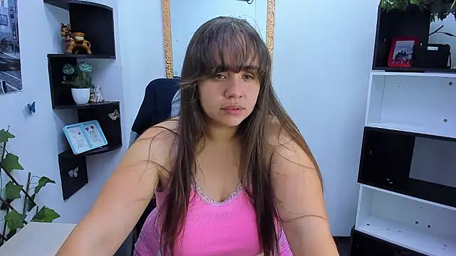 LucyOwen 18 online show from January 11, 2026, 3:02 am