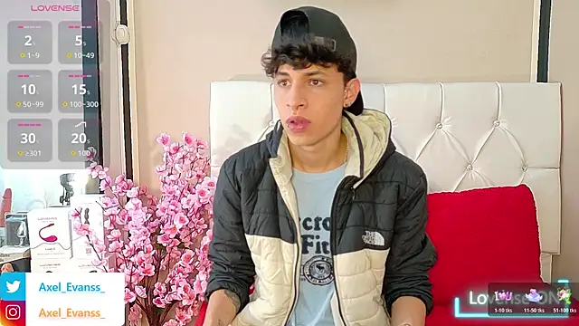 Snapshot of Axel__Evans chatting on October 17, 2025, 12:29 pm Axel Evans online show from October 17, 2025, 12:29 pm