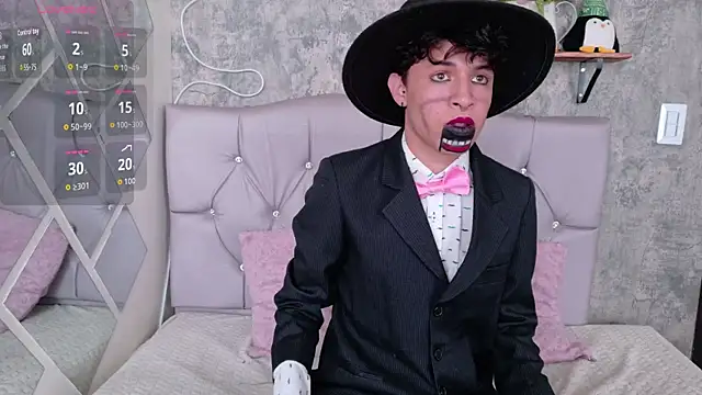 Snapshot of Axel__Evans chatting on October 21, 2025, 1:21 pm Axel Evans online show from October 21, 2025, 1:21 pm