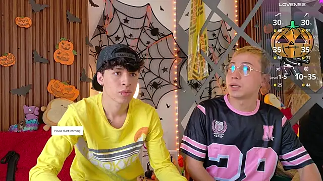 Snapshot of Axel__Evans chatting on October 22, 2025, 12:48 pm Axel Evans online show from October 22, 2025, 12:48 pm