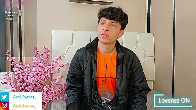 Snapshot of Axel__Evans chatting on October 14, 2025, 12:28 pm Axel Evans online show from October 14, 2025, 12:28 pm